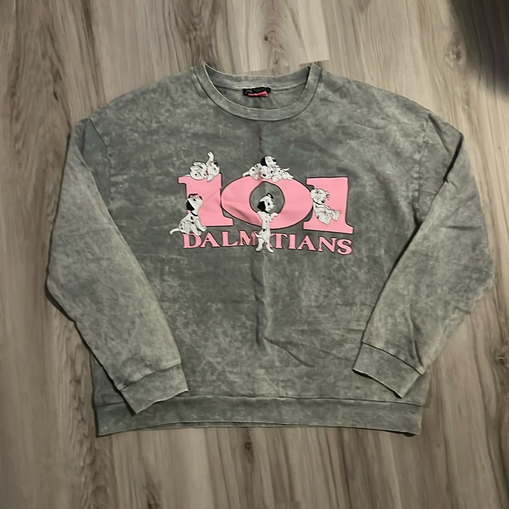Zara x Disney 101 Dalmatian sweatshirt small
